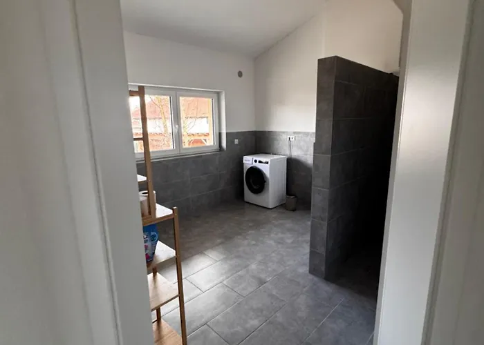 Апартаменты Bade Homes *